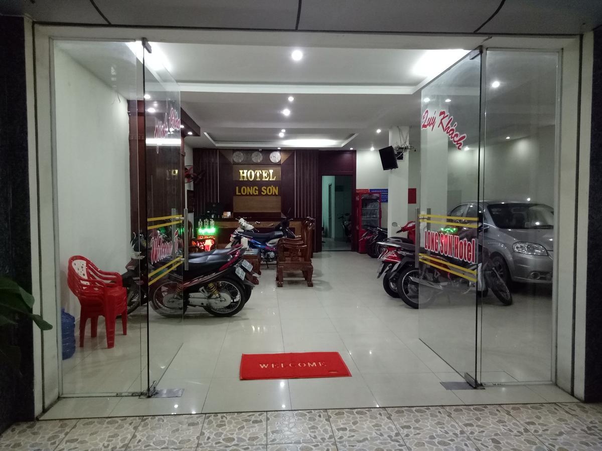 Long Son Hotel 붕타우 외부 사진